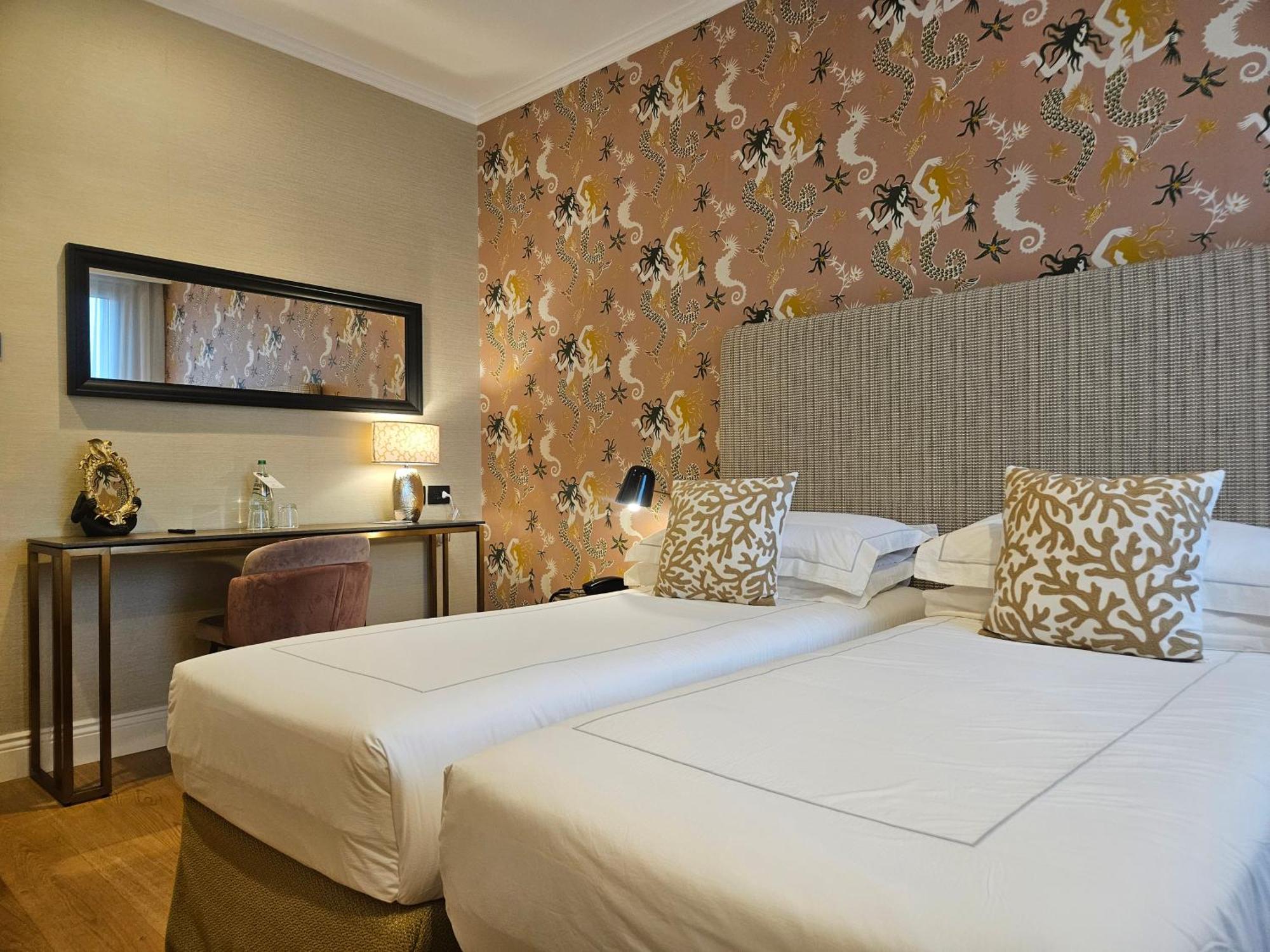 Jolly Charme Suite Messina Bagian luar foto